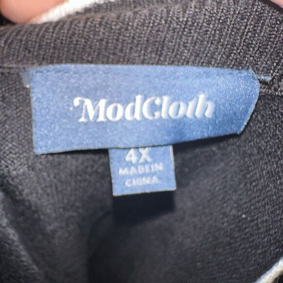 ModCloth Parisian monochrome 4x lightweight black sweater - Picture 4 of 4